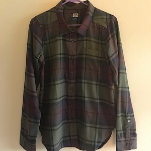 KAVU true outdoor wear plaid cotton button up